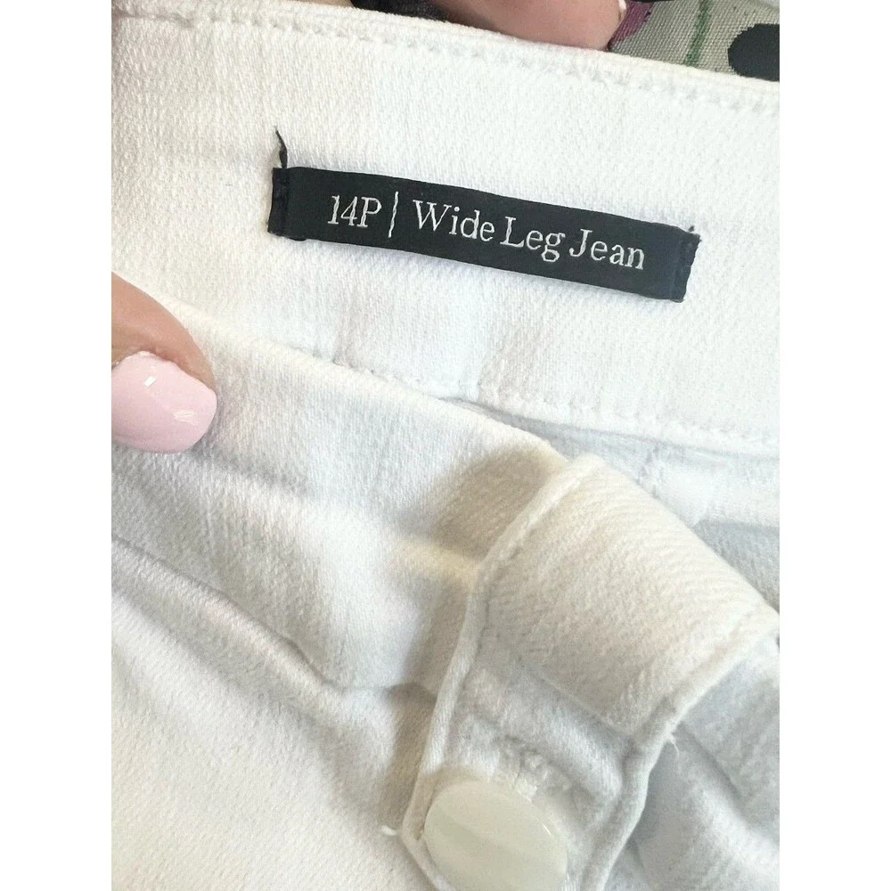 Talbots Women's Wide Leg Jeans White Size 14 Flat Front 14P Petite - Picture 7 of 8
